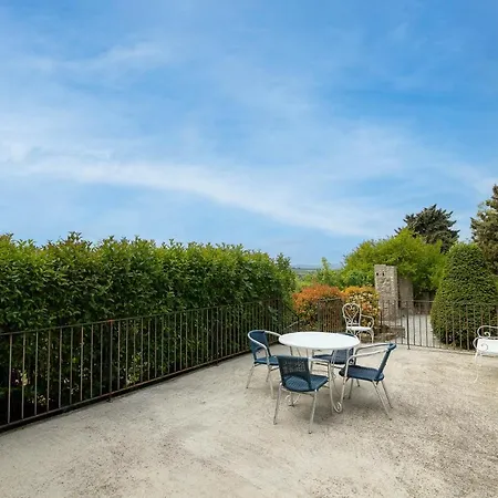 Villa Sous Les Remparts La Maison Pimprenelle *