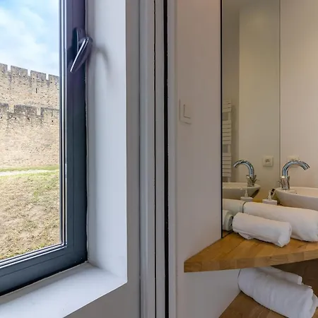 Sous Les Remparts La Maison Pimprenelle Villa