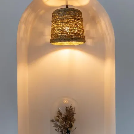 Sous Les Remparts La Maison Pimprenelle * קרקסון