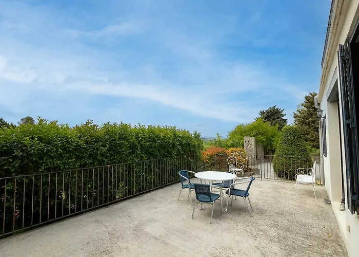 Villa Sous Les Remparts La Maison Pimprenelle *